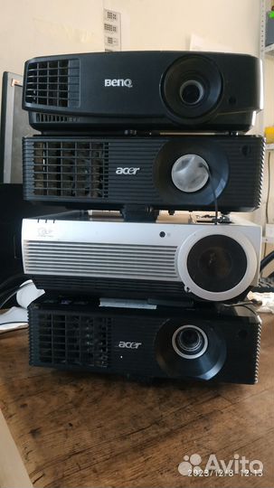 Проектор Benq, Acer
