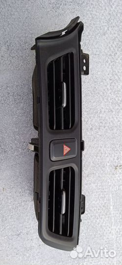 Решетка вентиляционная Kia Rio 3 UB 2011-2017