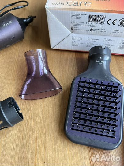 Фен щетка Philips hp8656