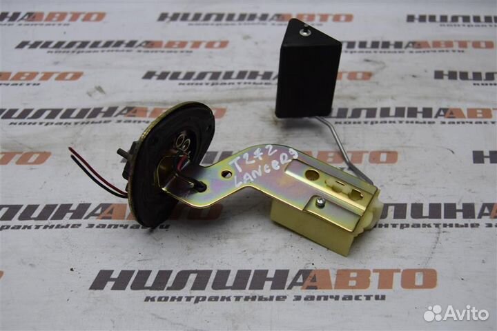 Датчик уровня топлива Митсубиси Лансер 9