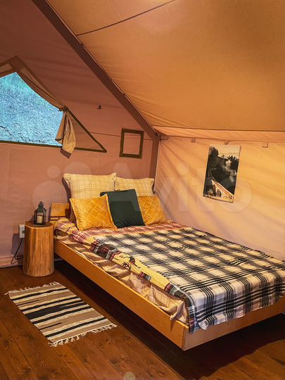 Дом 16 м² на участке 12 га