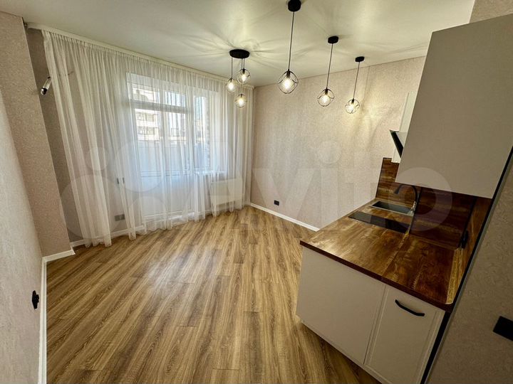 Квартира-студия, 30 м², 20/24 эт.