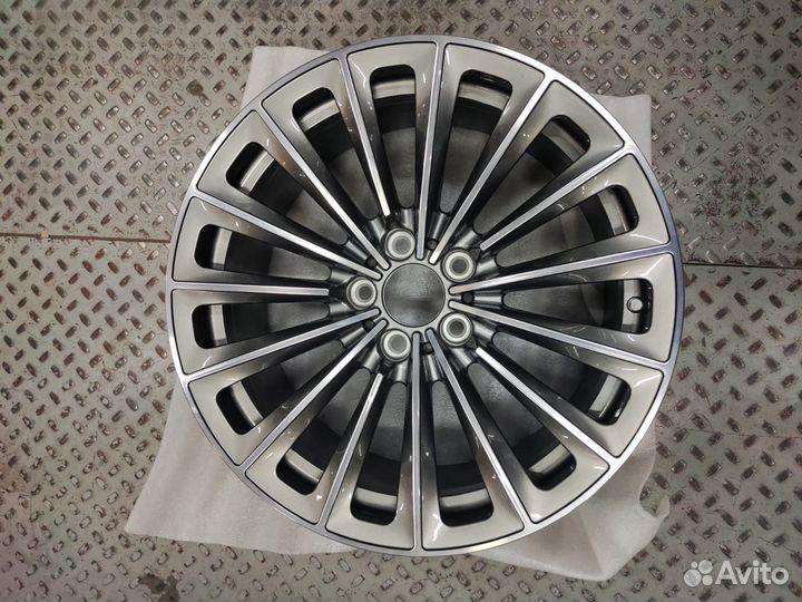 Диск BMW 7 5GT F01 F07 R19 стиль 252 новый