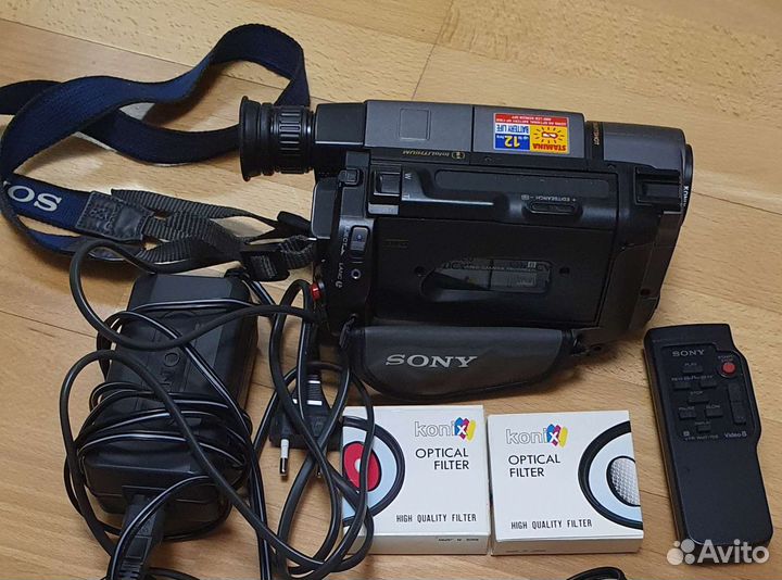 Видеокамера Sony CCD-TRV35E 1997 г