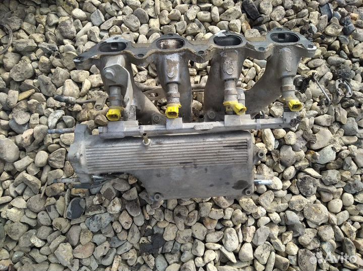 Коллектор впускной 4A-FE Тoyota Corolla/Carina