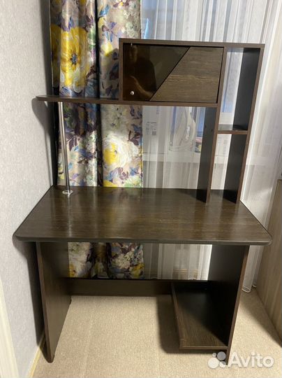 Письменный стол для школьника бу