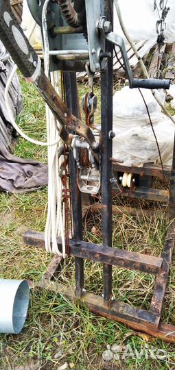 Мгбу для гидробурения с мотопомпой