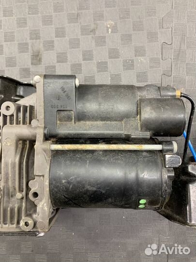 Пневмокомпрессор BMW E70 E71 E72