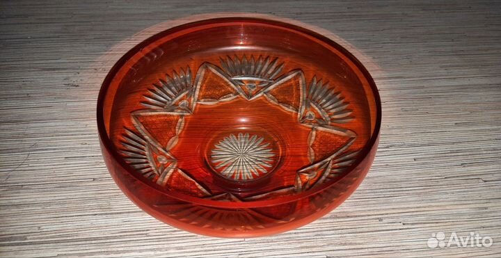 Ваза для фруктов и конфет, красное стекло,Винтаж