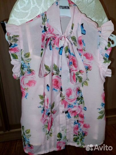 Блузки на девочку 104-110