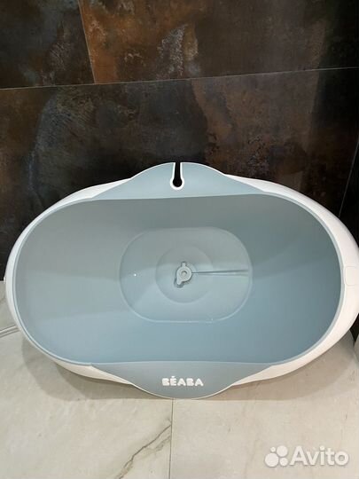 Ванночка Beaba для купания с горкой
