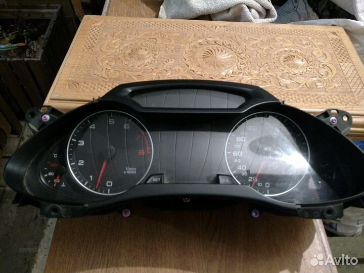 Продаю приборную панель Ауди A4B8 8k0920900