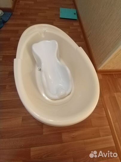 Ванночка для купания с горкой