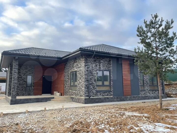 Дом 131,9 м² на участке 7,4 сот.