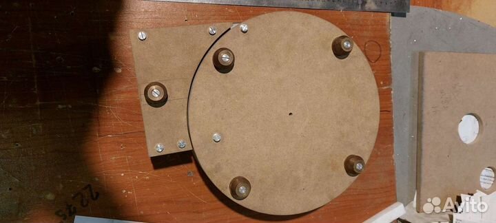 Виниловый проигрыватель