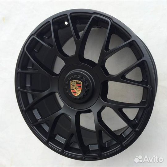 Литые диски на Porsche Panamera R20 5x130