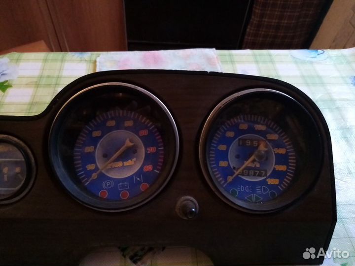 Панель приборов на 2106