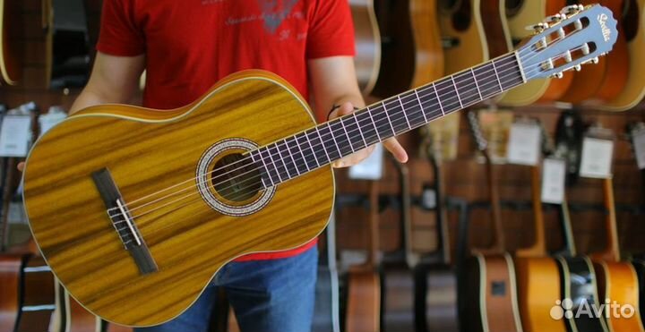 Классическая гитара Sevillia + Аксессуары