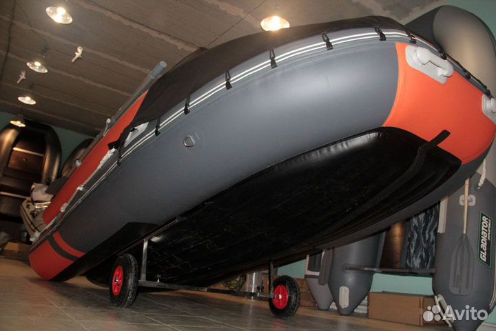 Надувная лодка Гладиатор Е380X нднд фб