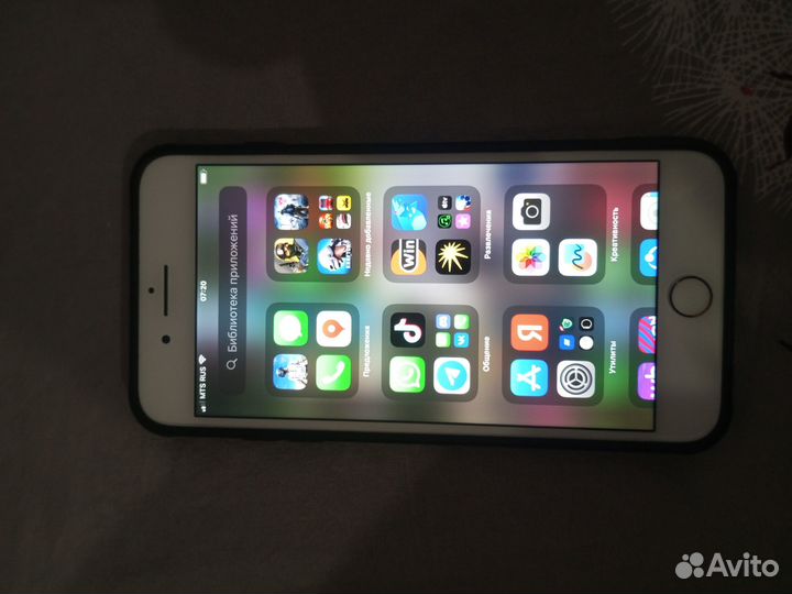 iPhone 8 Plus, 64 ГБ