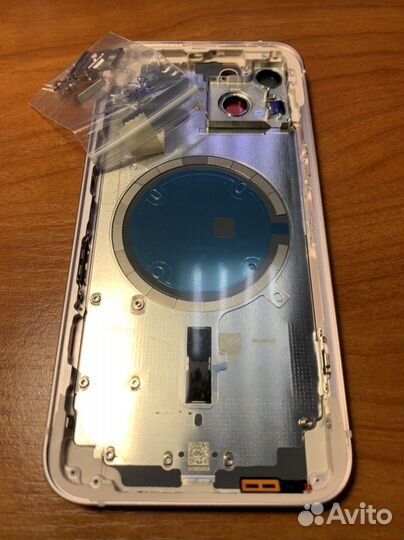 Корпуса для iPhone 8/Xr/X/Xs/Xs Max/11/12/13