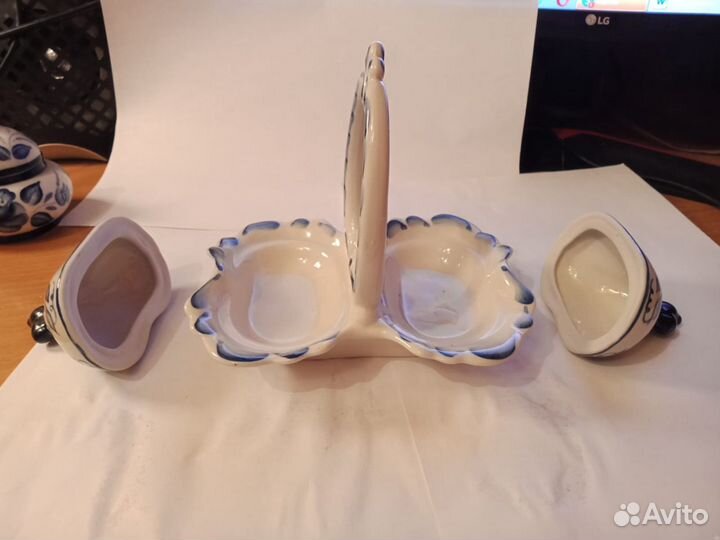 Икорница соусница гжель