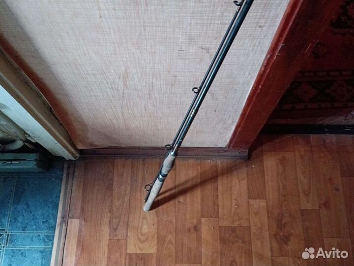 Набор спиннингов в тубусе