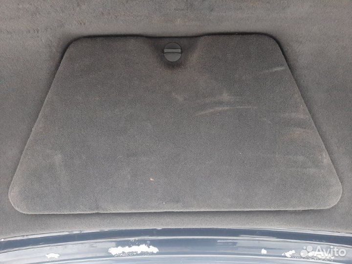 Ящик для инструмента Audi A8 BFM 2005