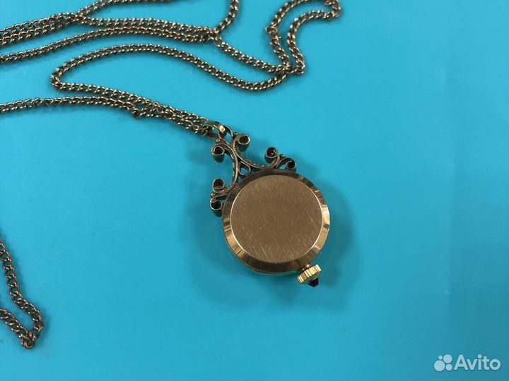 Часы кулон чайка СССР