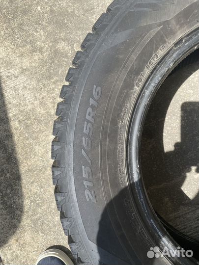 Laufenn I Fit Ice LW 71 215/65 R16 98T