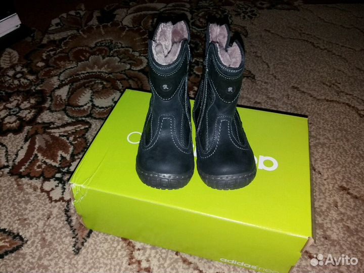 Новые сапоги 22 размера