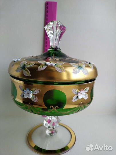 Конфетница с крышкой. Богемия, Чехословакия