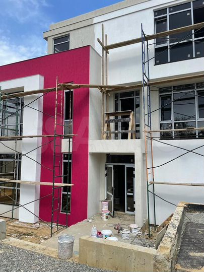 Дом 246 м² на участке 2,46 га