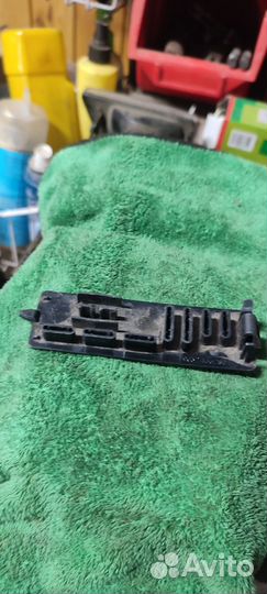 Пежо 206 крышка предохранителей