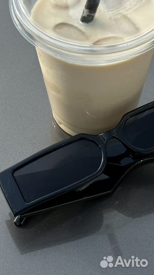 Солнцезащитные очки