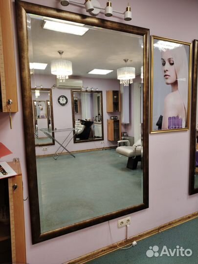 Парикмахерское зеркало