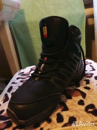 Ботинки - кроссовки