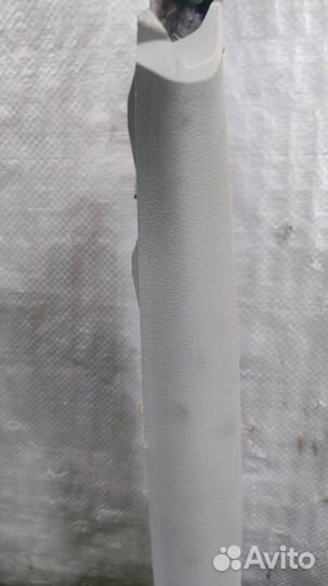 Обшивка правой стойки Suzuki Grand Vitara 2008