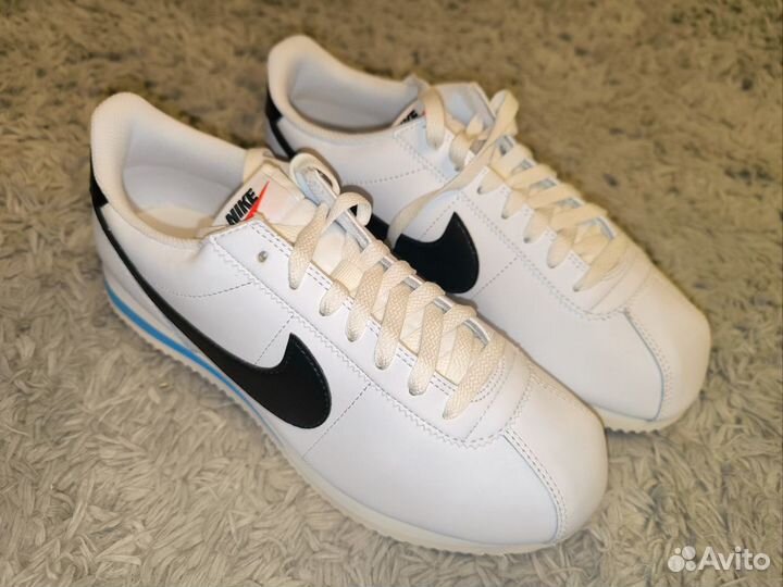 Nike Cortez White Black