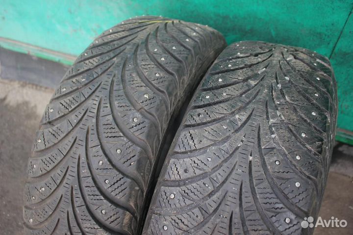 Goodyear UltraGrip Extreme 205/60 R16