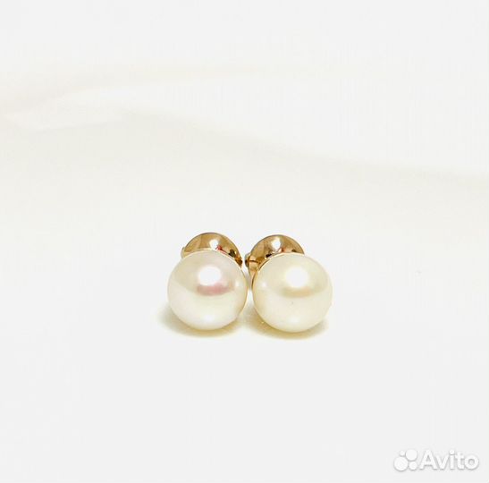 Золотые серьги с жемчугом