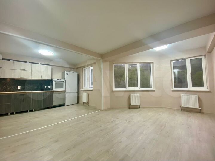 3-к. квартира, 96 м², 8/9 эт.