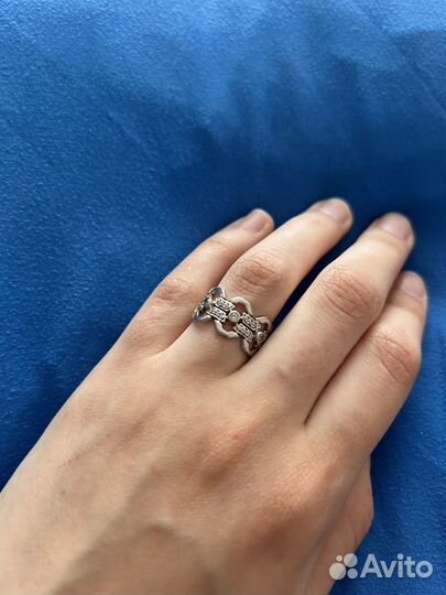 Серебряное кольцо