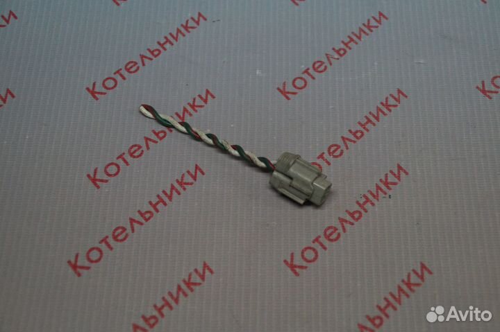 Nissan 21487-CX000 Разъем моторчика вентилятора