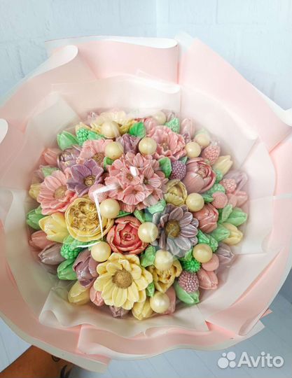 Съедобный букет из шоколада