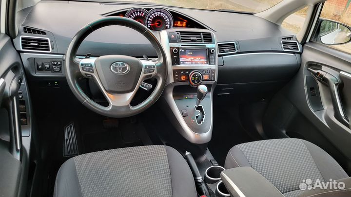 Toyota Verso 1.8 CVT, 2014, 76 000 км