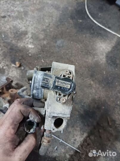 Дроссельная заслонка Nissan Primera P11 ga16de