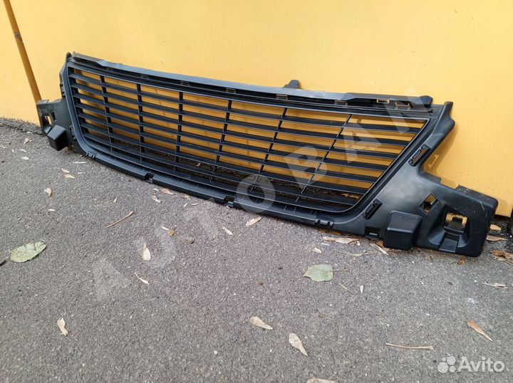 Решетка в бампер Nissan Terrano D10 14-22