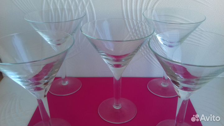 5 фужеров для мартини или коктейлей
