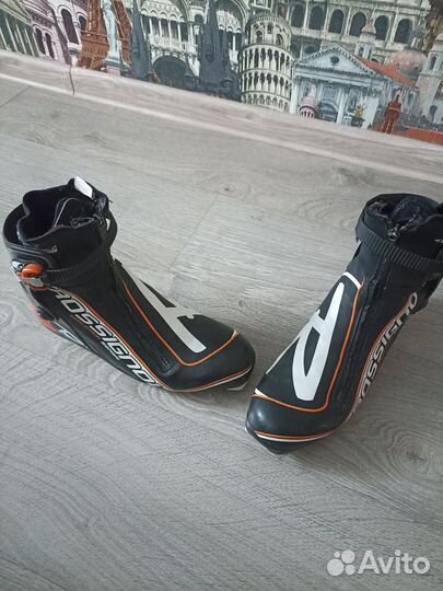 Лыжные ботинки коньковые rossignol